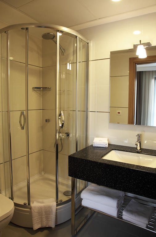 Tuzla Town Hotel Istanbul Room photo